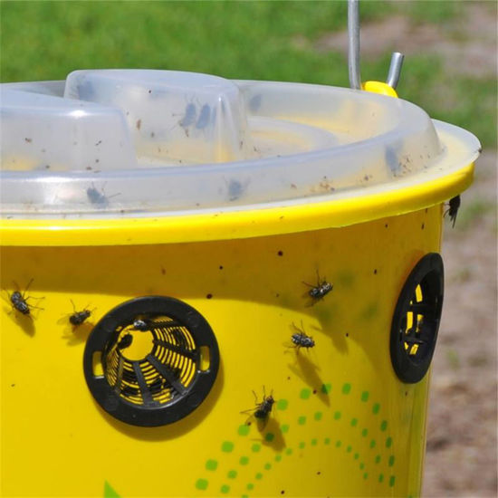 Afbeeldingen van Vliegenemmer FlyBucket 12L compleet incl. lokstof