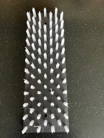 Afbeeldingen van Kalverborstel nylon WIT 4cm (45x15cm)