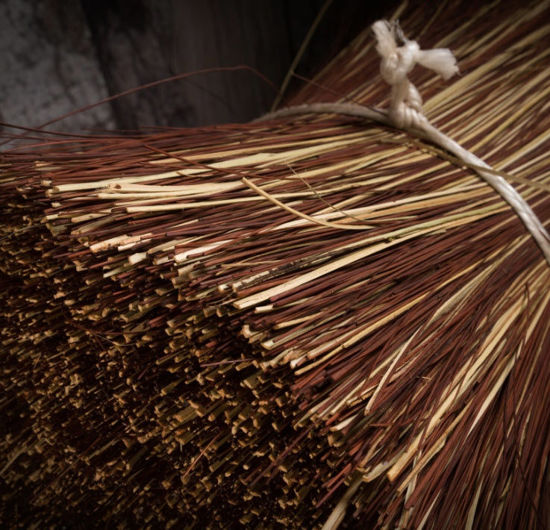 Afbeeldingen van Gootbezem 28cm, bahia/stalks met steelhouder, FSC 100%