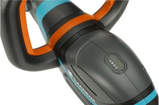 Afbeeldingen van Accu heggenschaar ComfCut 60/18V P4A set  Gardena.