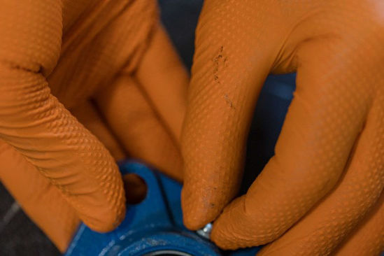 Afbeeldingen van Nitril handschoenen X-Grip oranje 50 st. 240 mm