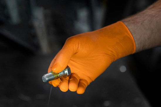 Afbeeldingen van Nitril handschoenen X-Grip oranje 50 st. 240 mm