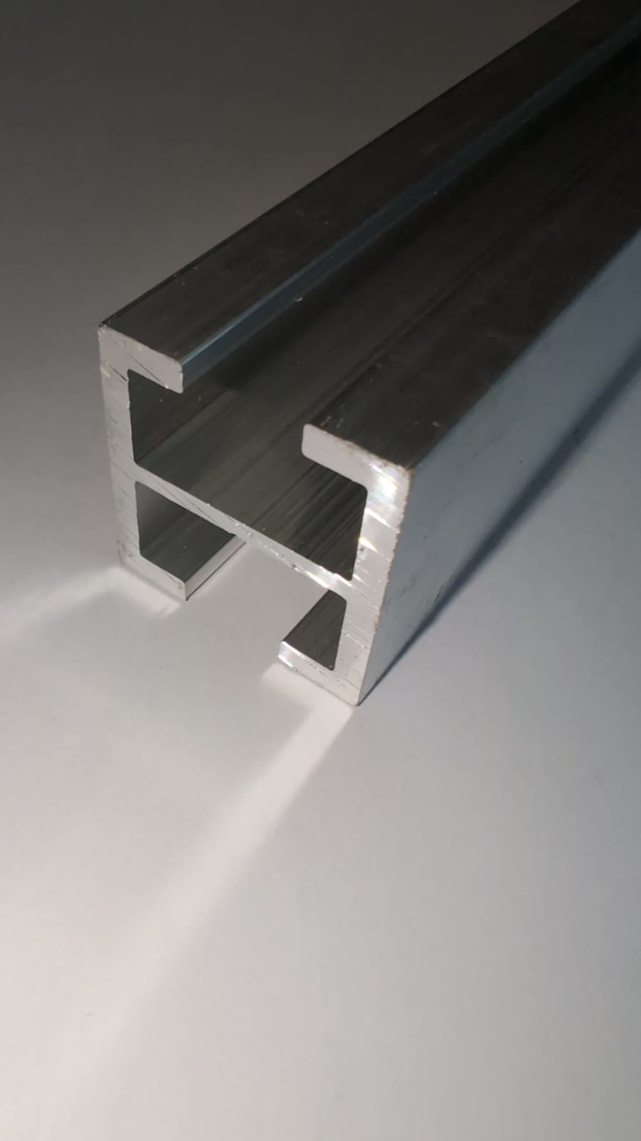 Afbeeldingen van Aluminium profiel 28 x 28mm  1.25m