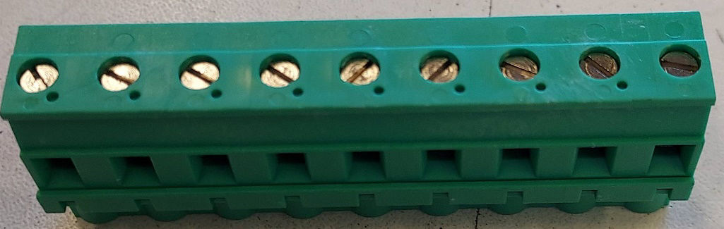 Afbeeldingen van contrastekker 9polig v. printplaat v. HappyCow horizontaal