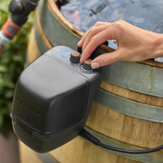 Afbeeldingen van Accu regentonpomp 2000/2 18V P4A set Gardena