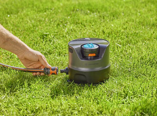 Afbeeldingen van Gardena sproeier AquaPrecise bovengronds