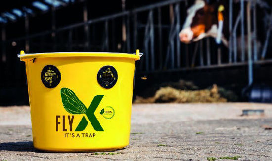 Afbeeldingen van Vliegenemmer FlyX 12L compleet incl. lokstof